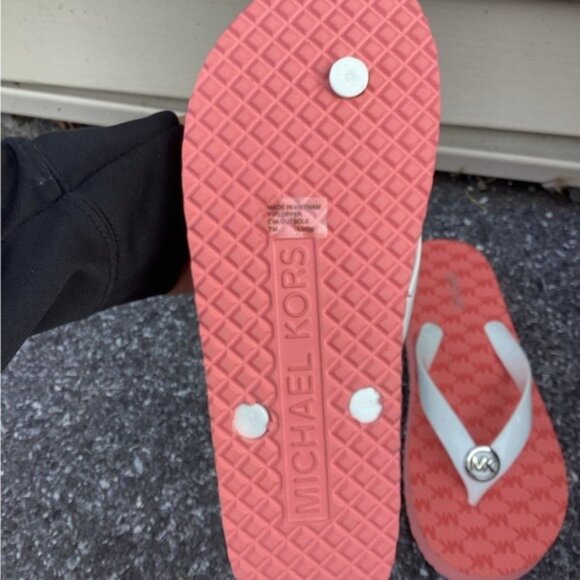 ACUBI MERMAIDCORE FAIRYCORE Michael Kors Women 's Sandals SZ 7 - Picture 2 of 3